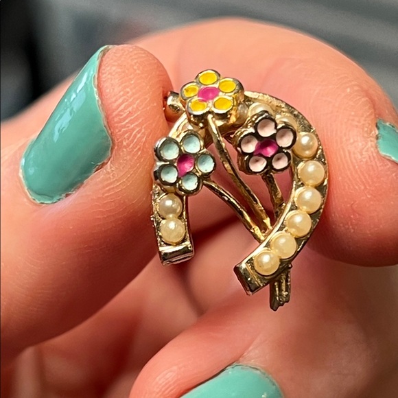 Adorable Pair of Vintage Lucky Horse Shoe Brooch and Good Luck Wishbone Brooch - Picture 4 of 4